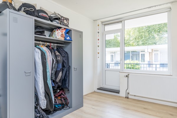 Foto - Verkocht onder voorbehoud: In het geliefde Welten ligt dit goed onderhouden en instapklare appartement met 3 slaapkamers, open keuken en twee balkons. 